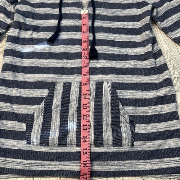 Aerie pullover striped with pockets. Size XS. - Picture 5 of 8